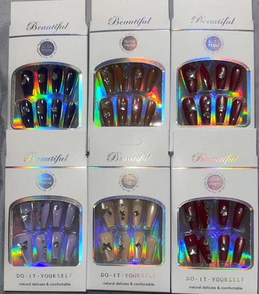 Beautiful Do-It-Yourself Press on Nails