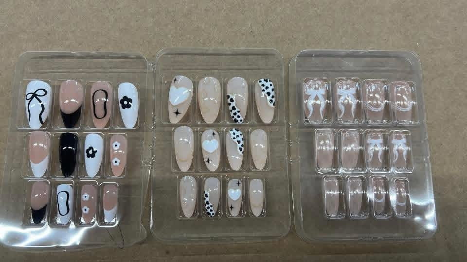 UBC Salon Quality Pre-glued Nails
