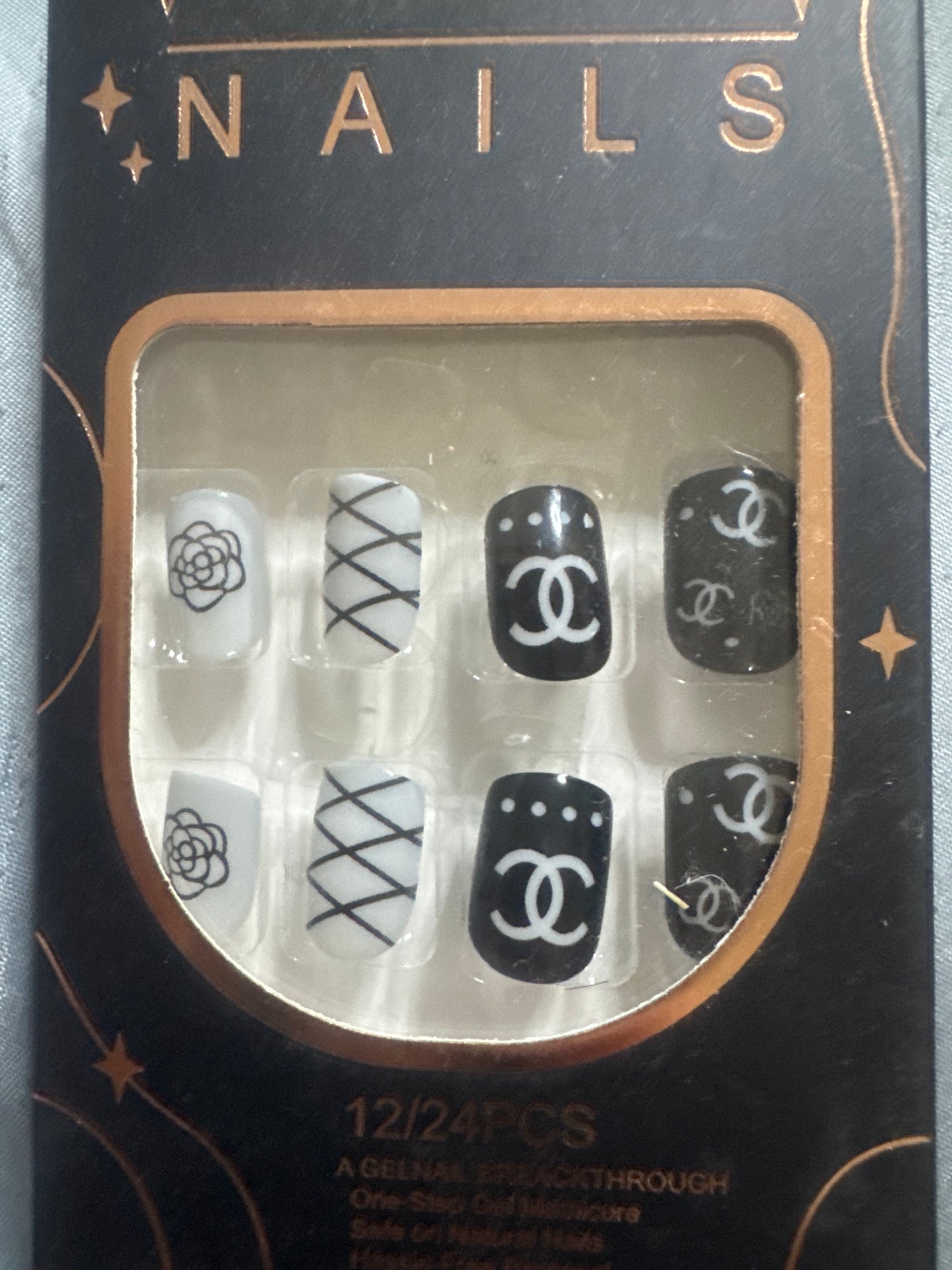 Press on Nails 12 ct