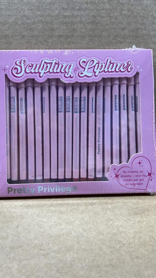 Lip Liner