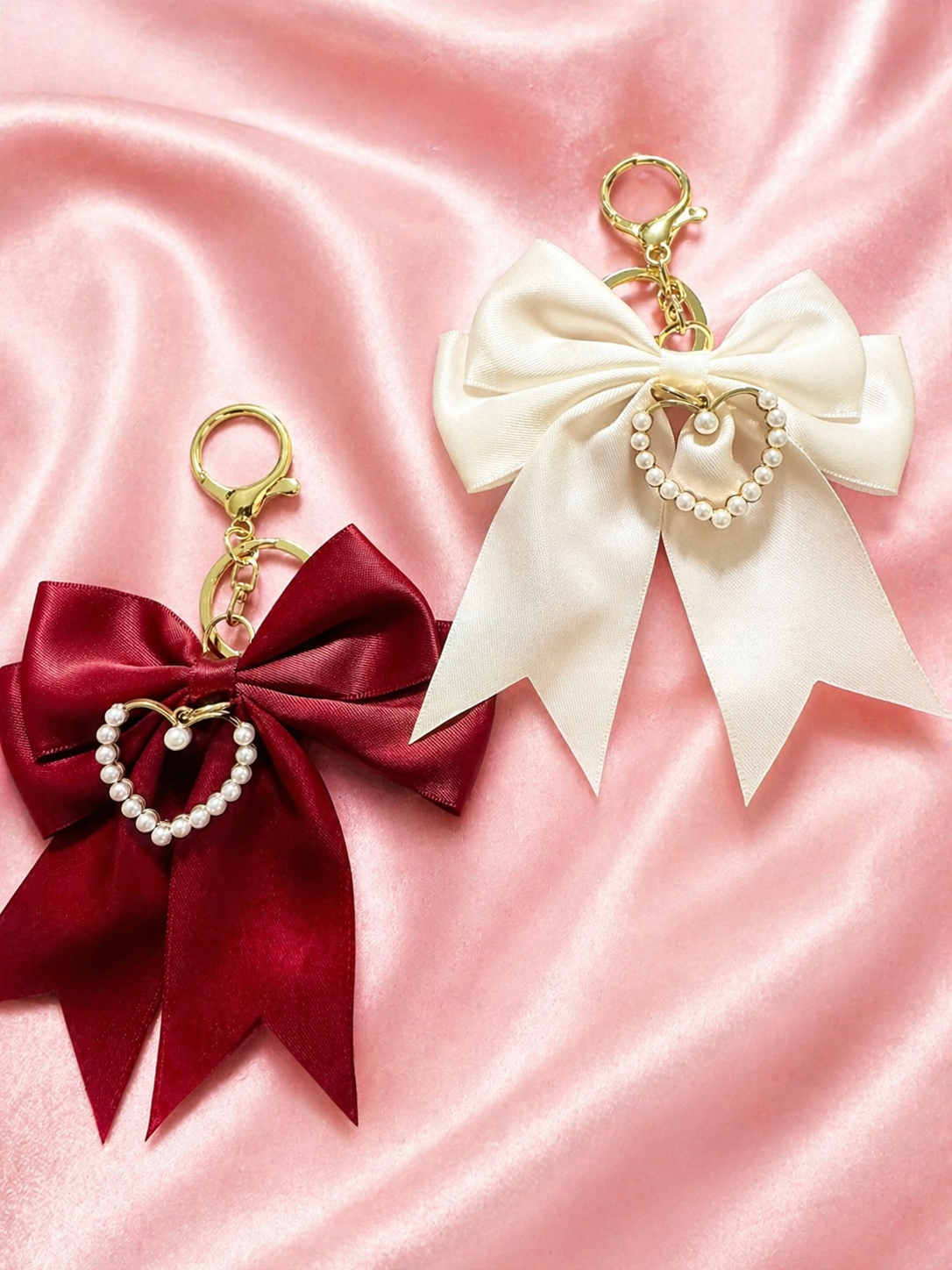 Bow Keychain with Pearls